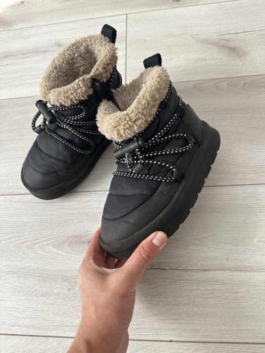 Ботінки zara  30