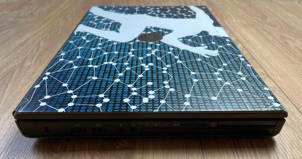 DELL M4800 i7-4810MQ 16GB SSD 256GB QUADRO K2100M.