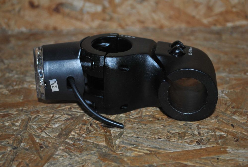 Mostek Syncros lampa przednia Scott E bike rower elektryczny