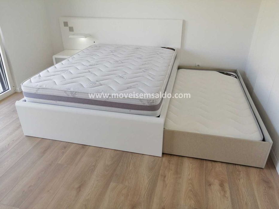 Cama de Casal Estofada c/ Gaveta - Fabricamos todas medidas e cores.