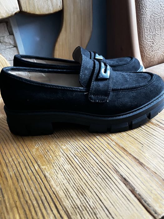 Туфлі лофери жіночі