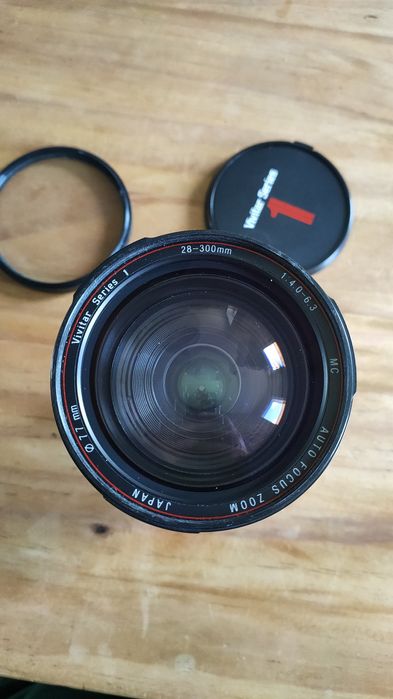 Vivitar series 1 , 28-300mm