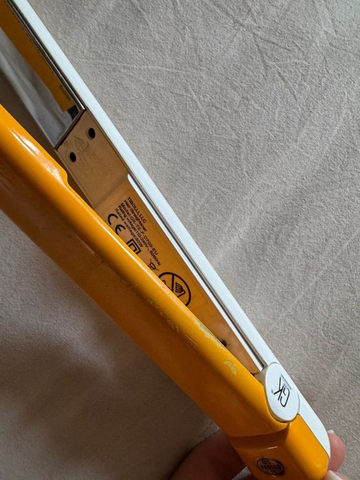 Утюжок для волос Global Keratin D700