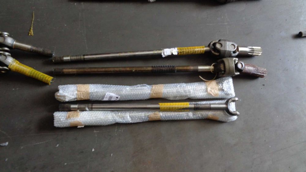 Case 580 590 sle sr st półoś przedniego mostu carraro