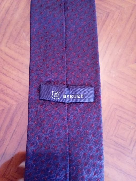 Gravata Breuer Roxa