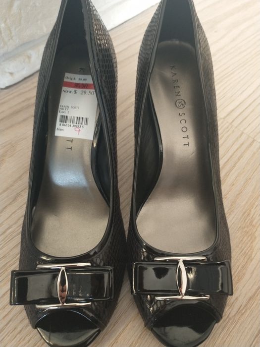 Nowe buciki USA rozmiar 42