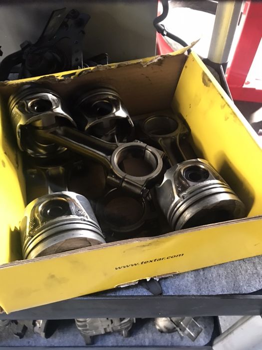 Venda ás peças ou por completo - motor Renault 1.9 dci 131cv
