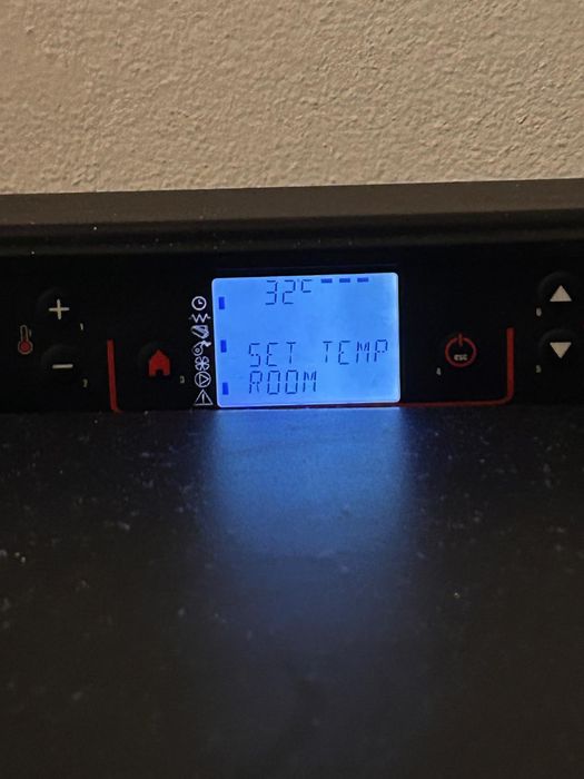 Vendo salamandra elétrica a pellets