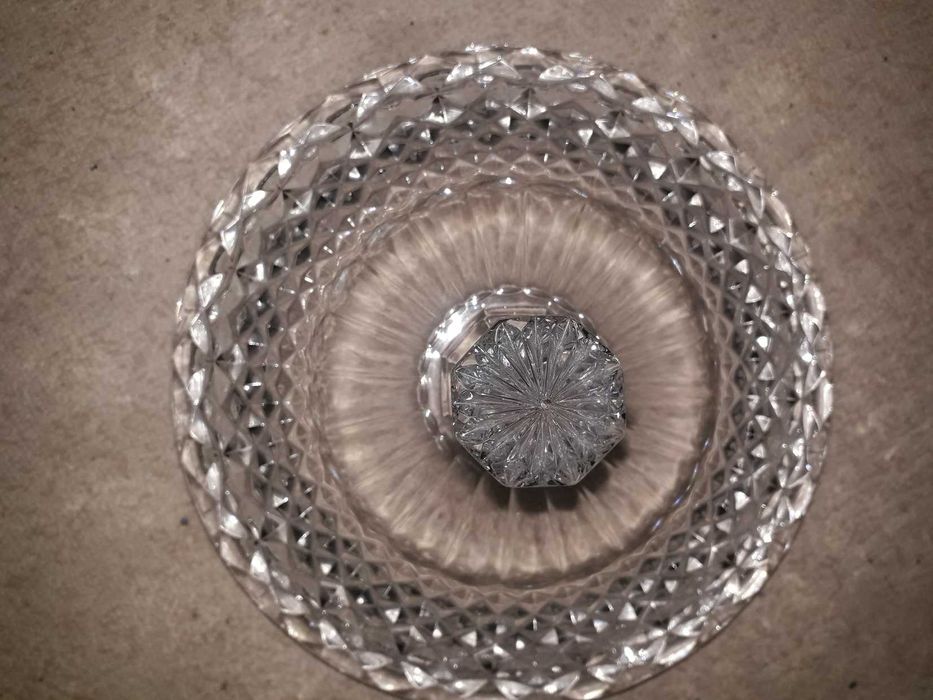 Кришталева ваза -конфетниця
