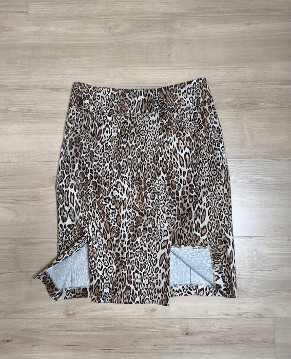 Spódnica leopard NEW YORK & COMPANY – rozm. 4 / EUR 36 – elegancka, stretch