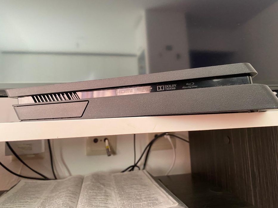 Playstation 4 | PS4