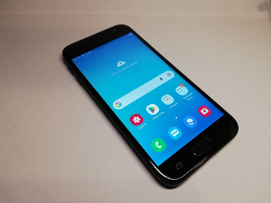 Samsung Galaxy J3 2017 Duos - Pęknięcie
