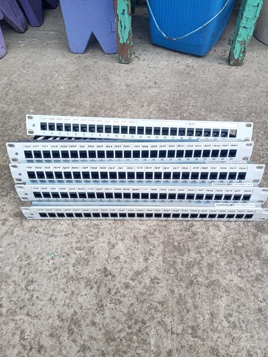 Патчпанели AMP comscope