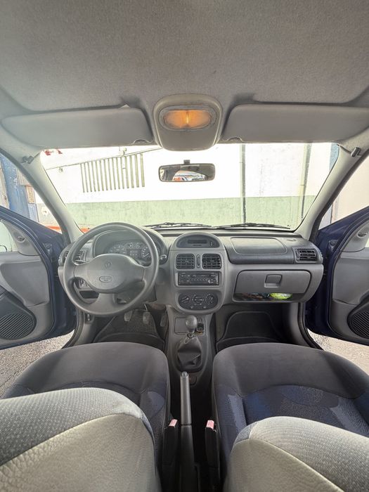 Renault Clio — fotografia 6