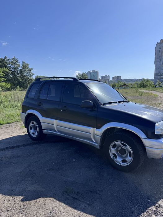 В продажу Suzuki Grand Vitara 2004
