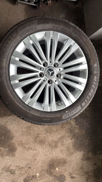 4x Oryginalne alufelgi Mercedes C-Klasa W206 + Michelin Primacy 4