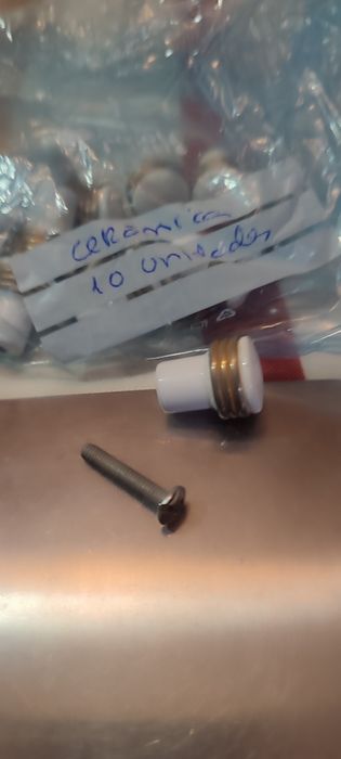 Puxadores de armários .