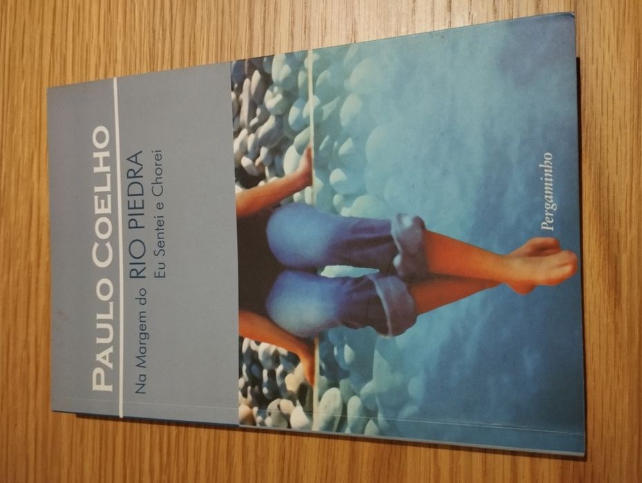 Na Margem do Rio Piedra Eu Sentei e Chorei - Paulo Coelho