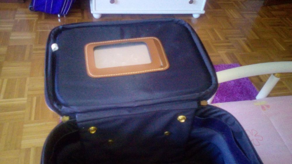 Malinha individual de viagem
