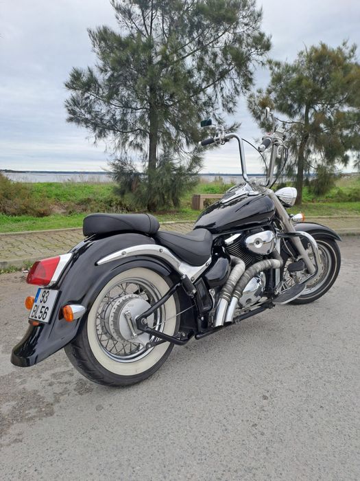 Suzuki VL800 Intruder