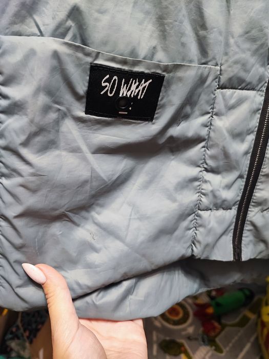 Женская куртка демисезонная( размер с)