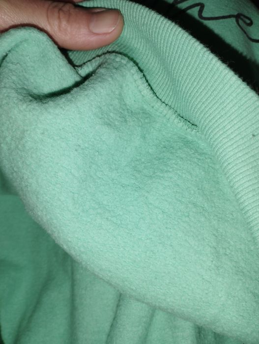 Продам светр для дівчинки