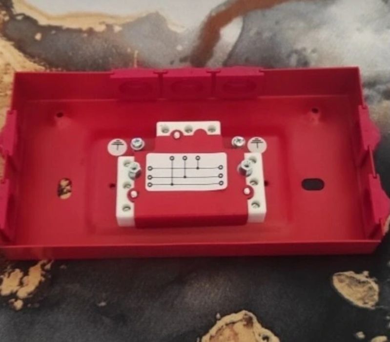 Puszka przeciwpożarowa PIP-2AN P3x3x4mm, E90 prostokątna
