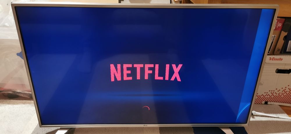 Tv LG smart, 43 całe, uszkodzony