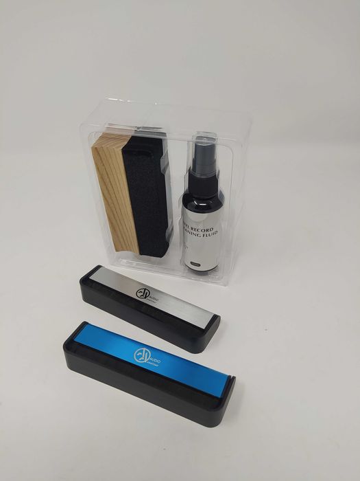 Щітки для догляду за вініловими платівками