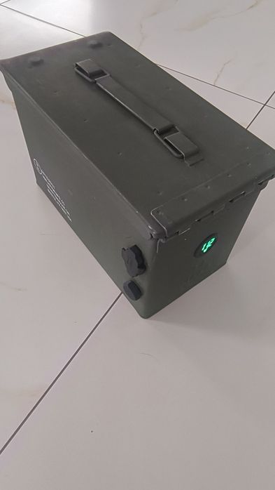 Акумулятор в військовому корпусі для лодки, інвертора. ДБЖ 12В 170Аг