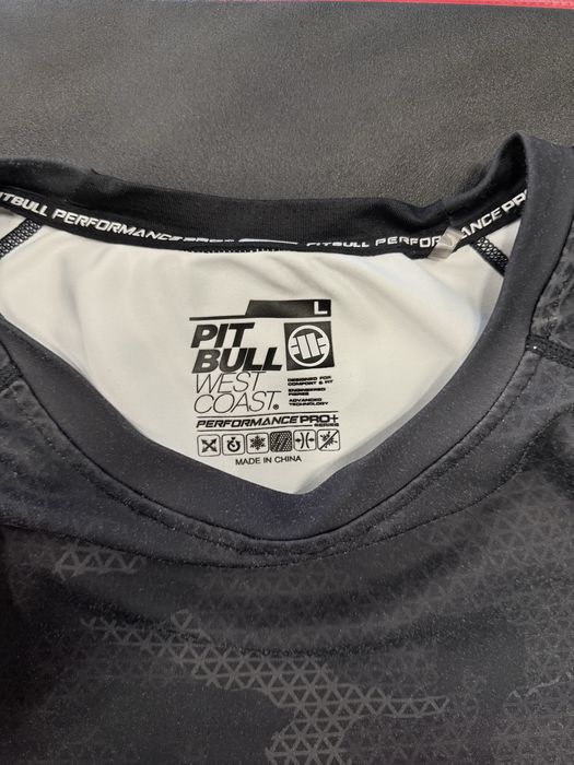 Черный Рашгард Pitbull