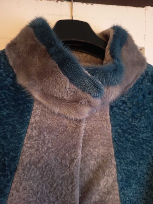 Продаж пальто з мутону. Гарний стан, підкладка з натуральної шкіри