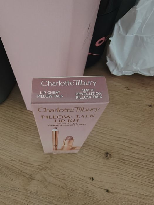 Charlotte Tilbury Pillow Talk lip kit