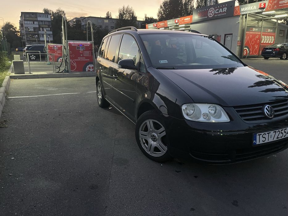 Voltsvagen Touran 2005р