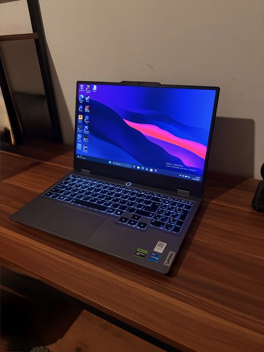 Portátil Gaming/Estudo Lenovo LOQ com Garantia