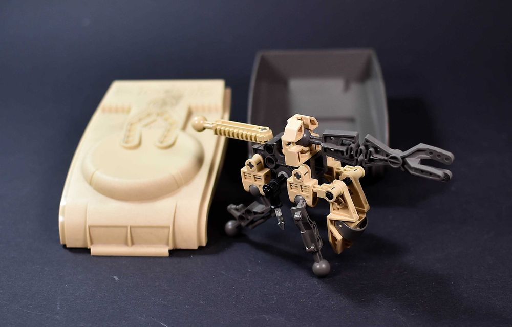 LEGO 8506- Slizer Rock + Box