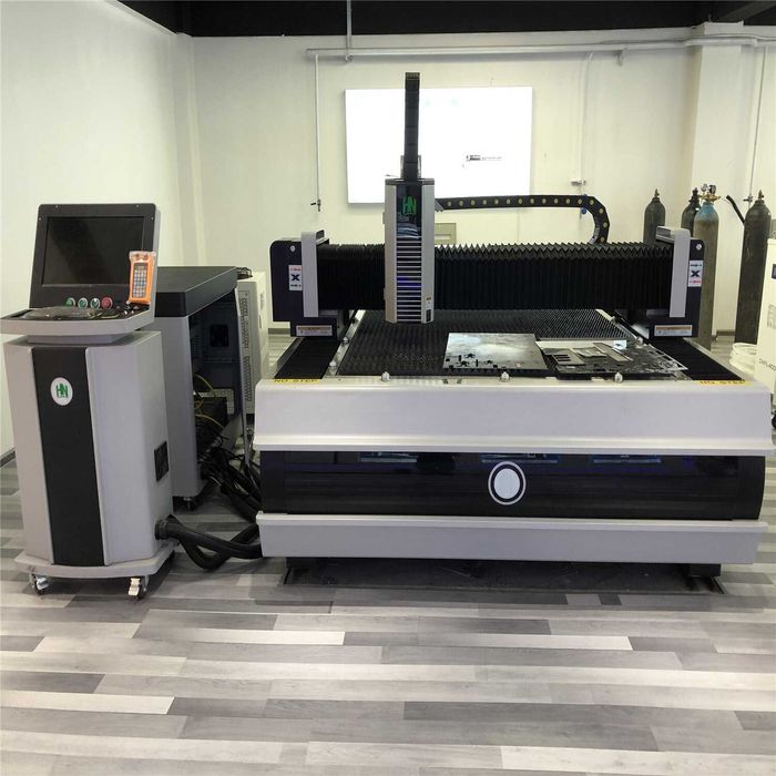 CNC laser fibra 1000\2000w corte metais