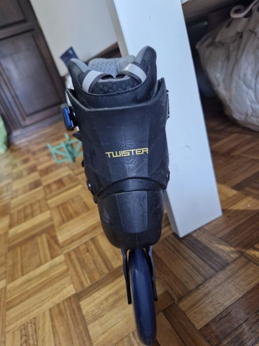 Patins da marca Rollerblade