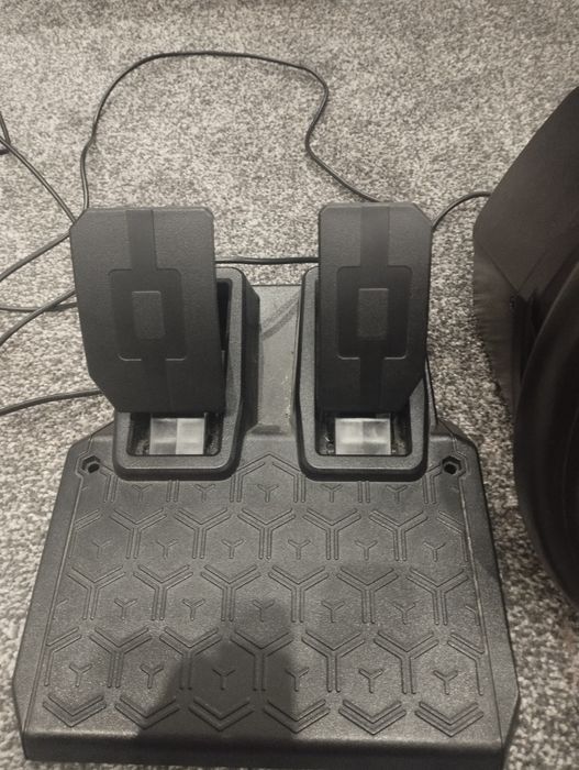 Thrustmaster T128