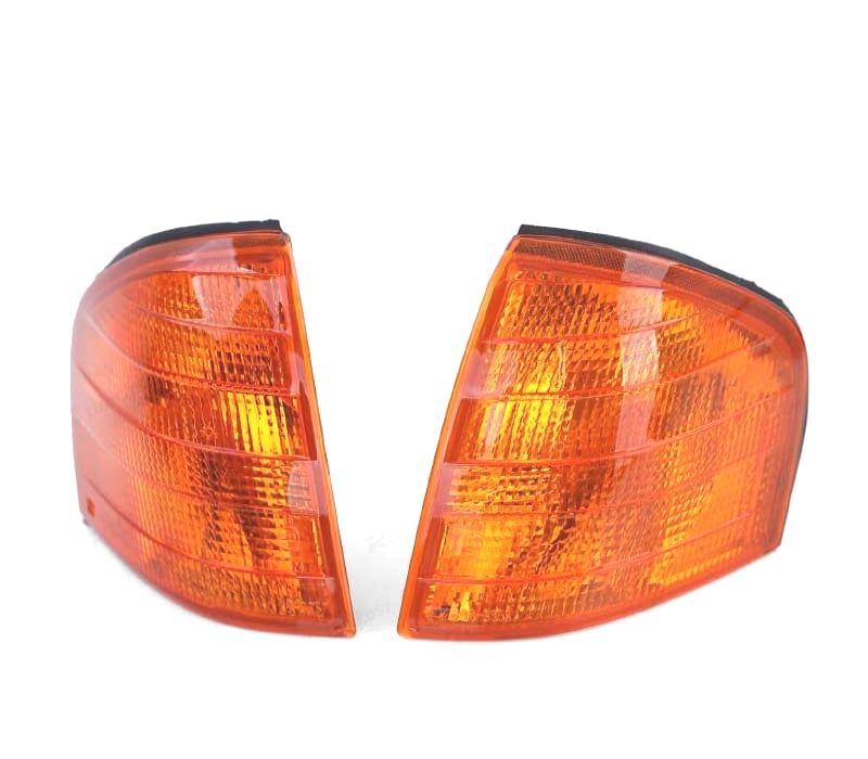 PISCAS FRONTAIS CLASSE C W202 93-00 AMARELOS