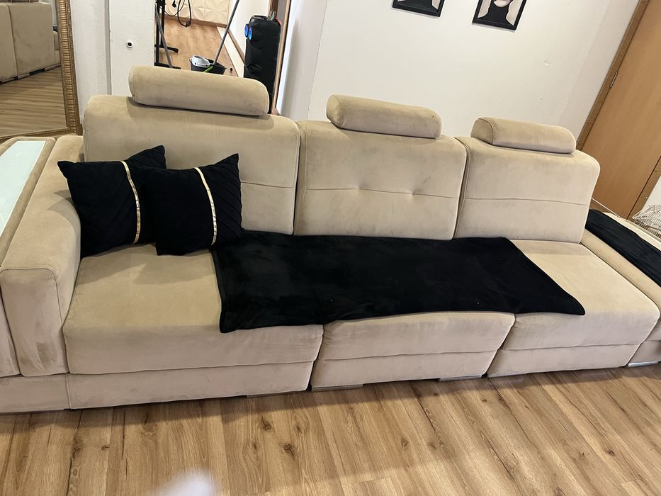 Sofa 4 lugares beje veludo