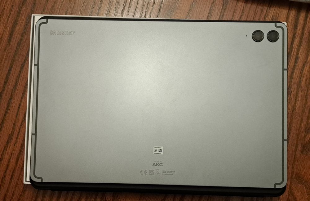 Galaxy Tab S9 FE+ stan jak nowy