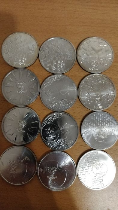 Moedas comemorativas de 8€