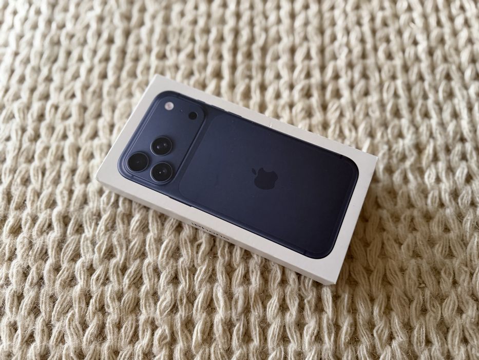 Nowy Apple iPhone 17 Pro max 256gb deep blue