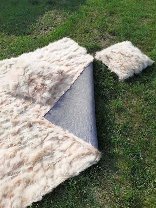 Dywan, narzuta ze skórek kojota 160/200