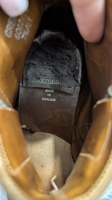 Замшеві чоботи Grenson