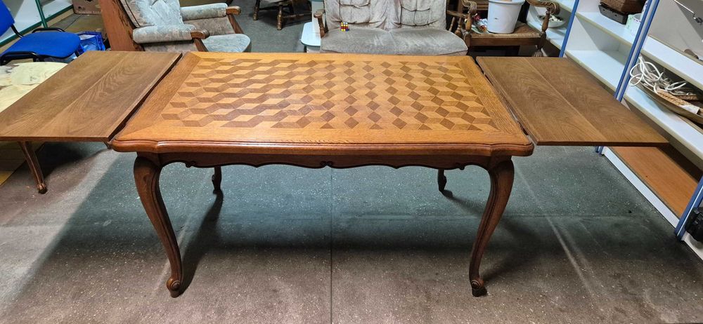 Stół Stary Antyk Dębowy Zgrabny Rozkładany W Bardzo Dobrym Stanie.