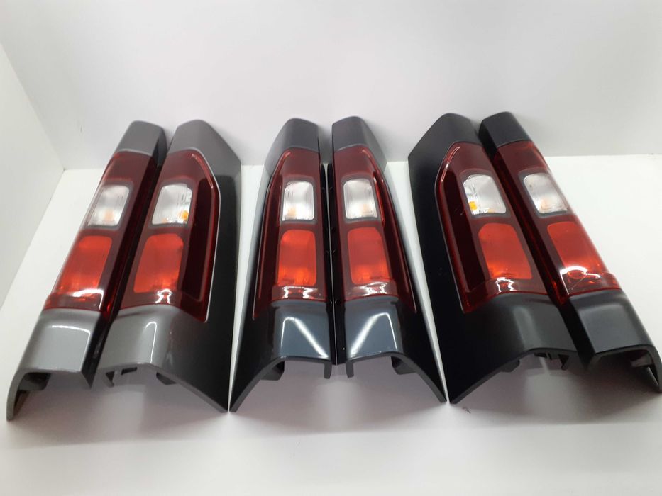 Lampy tylne Klapa Renault Trafic Opel Vivaro - Różne Kolory