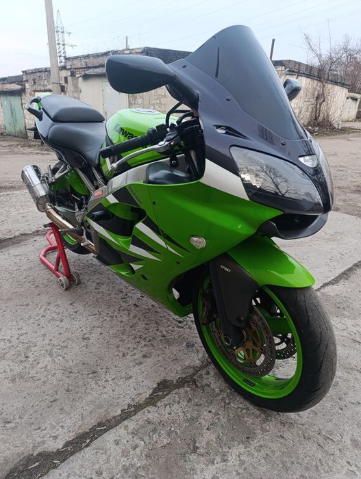 Продам KAWASAKI Ninja ZX-6R 2001р.: 5 000 $ - Мотоциклы Каменское