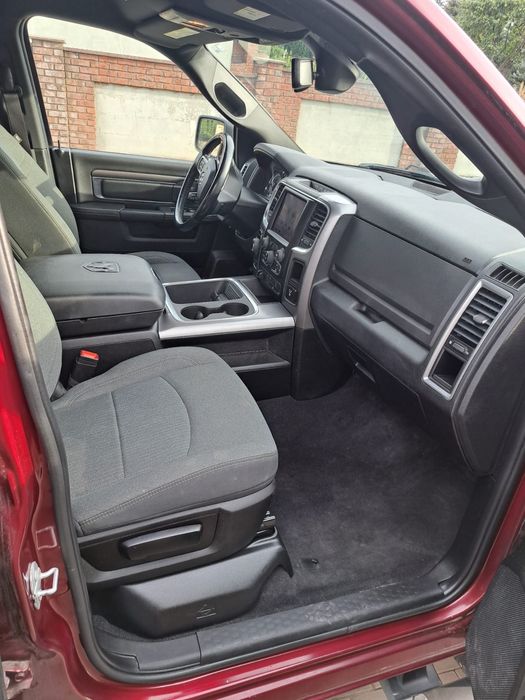 Dodge RAM Warlock 5.7 Hemi kamper zarejestrowany 2021 przebieg 45 tyś